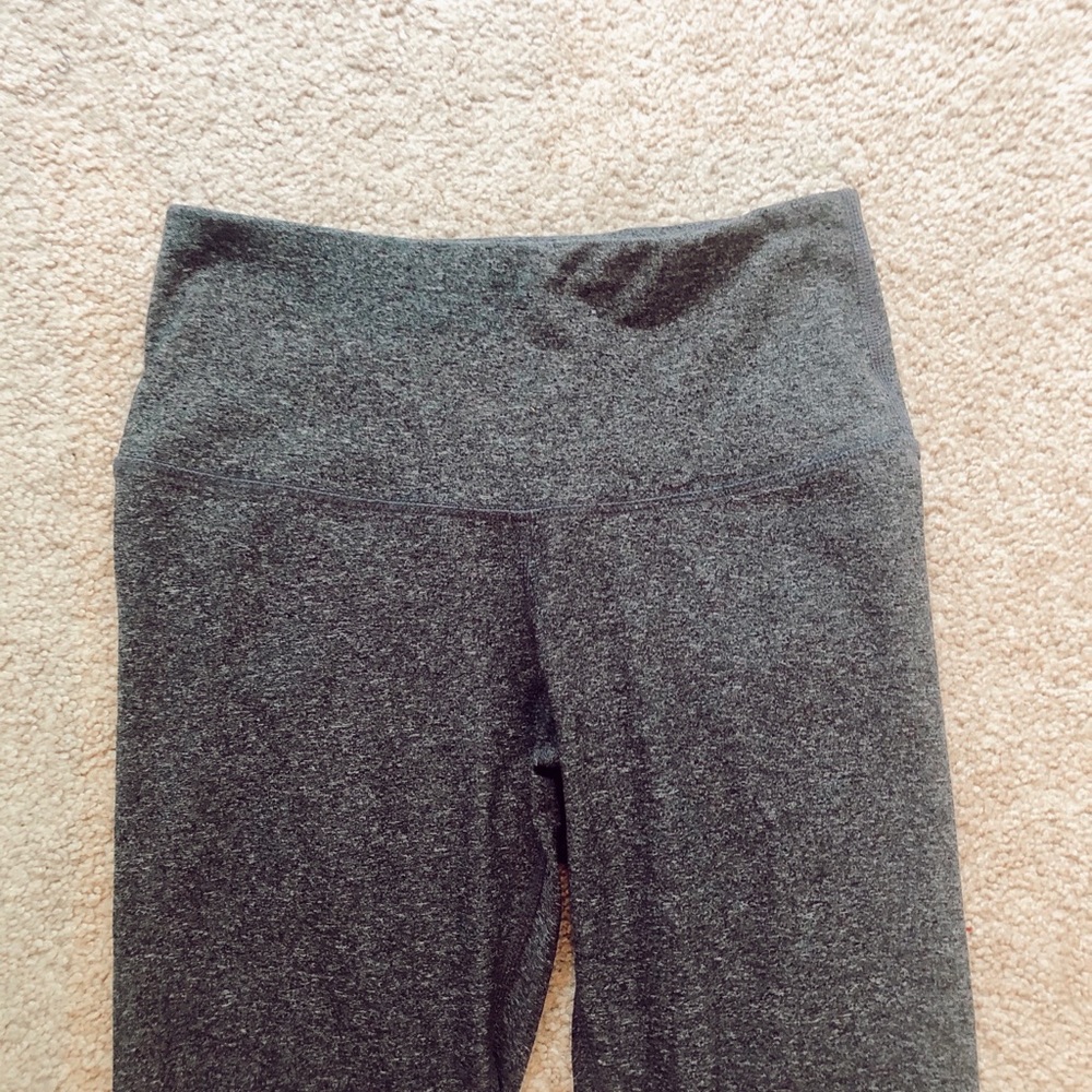 grey leggings